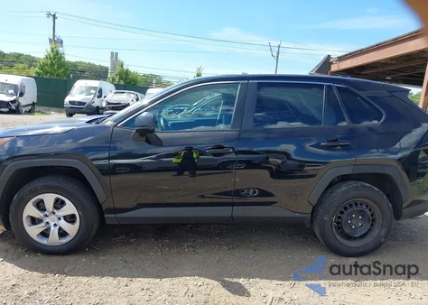 2023 Toyota Rav4 Le z USA, uszkodzony, nr VIN 2T3H1RFV6PC221715